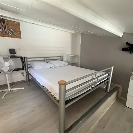 아파트 Mezzanine Climatise, Cap D'agde, 4 Pers. - Fr-1-749-107